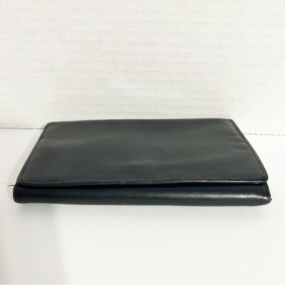 Vintage Unbranded Leather Wallet with Snap Closure and Kiss Lock Change Purse 🖤 - Picture 5 of 15